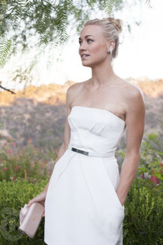 Yvonne Strahovski Yvonne Strahovski