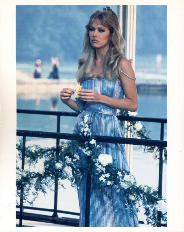 Tanya Roberts