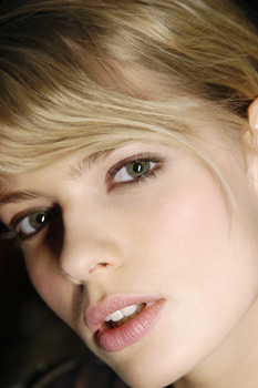 Julia Stegner Julia Stegner