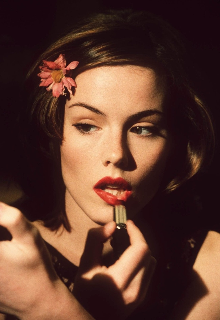 Kathleen Robertson