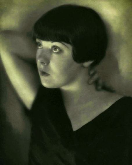 Truus Van Aalten