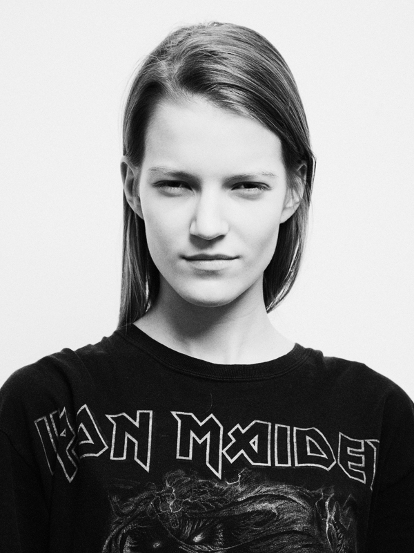 Julia Suszfalak