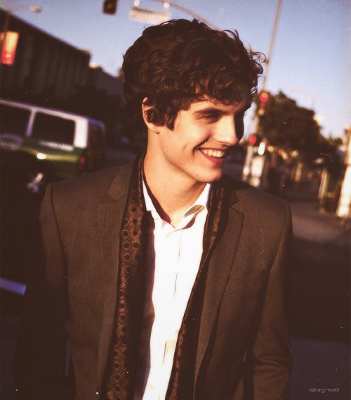 Daniel Sharman