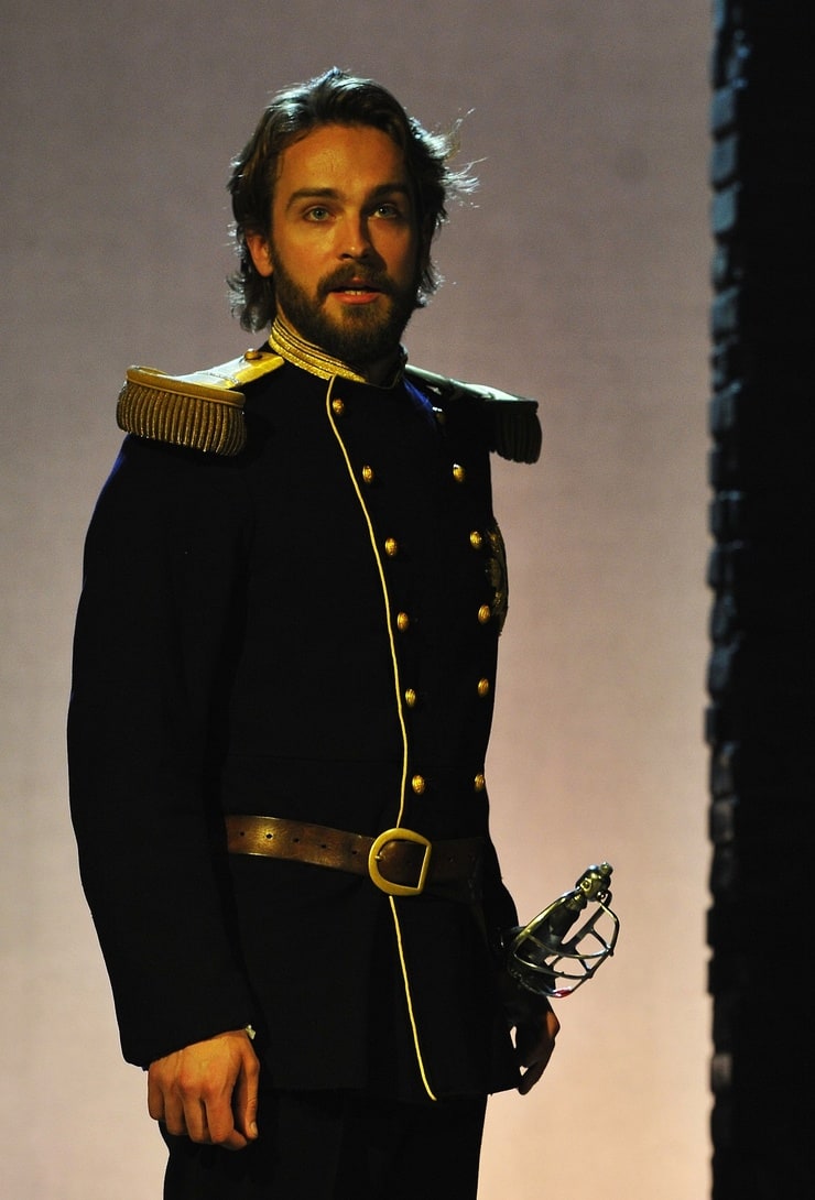 Tom Mison