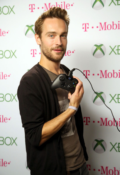 Tom Mison
