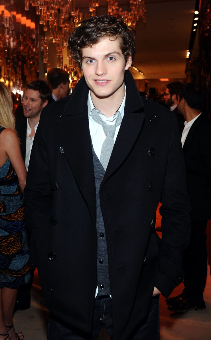 Daniel Sharman