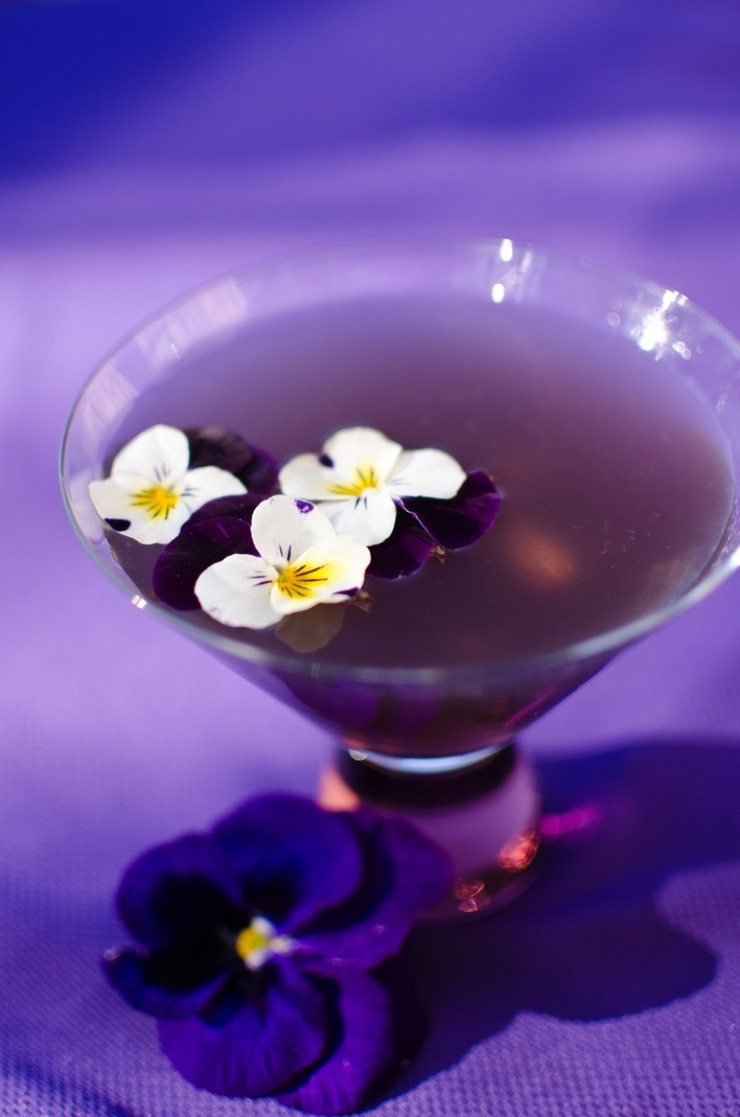 Creme de violette Creme de violette
