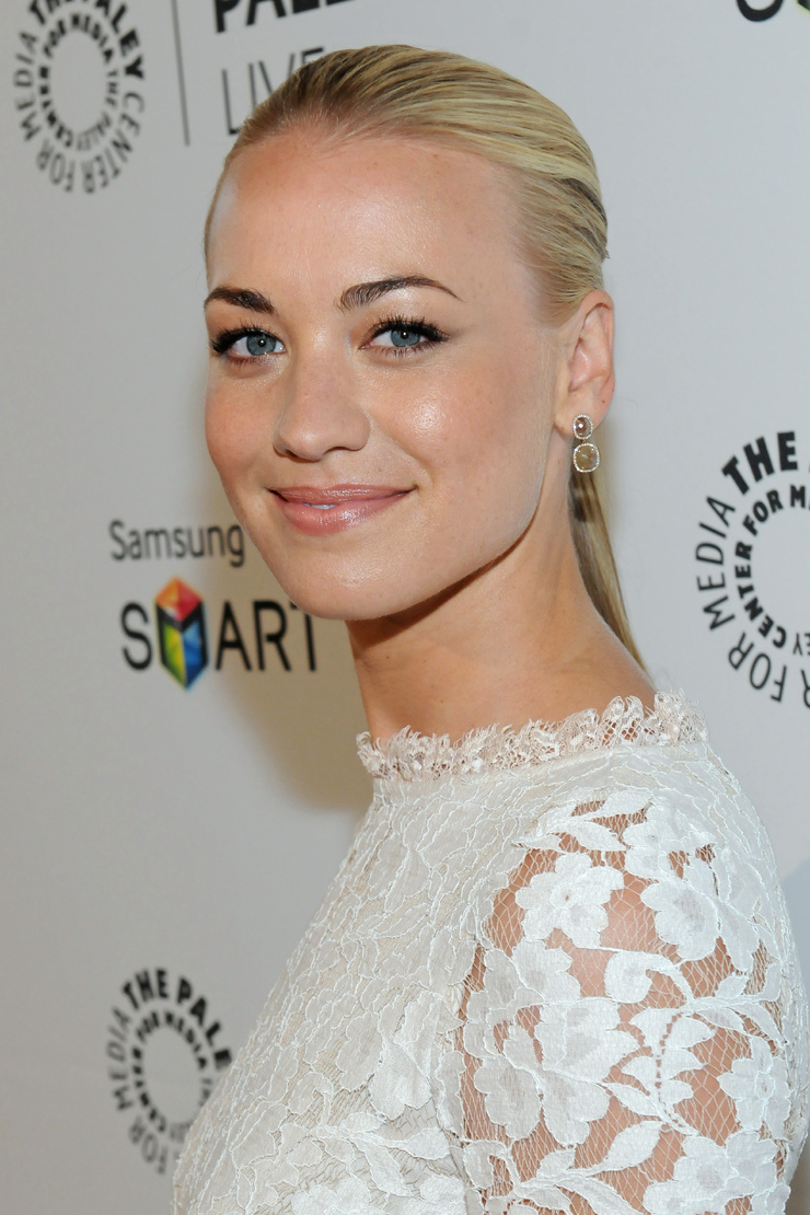 Yvonne Strahovski Yvonne Strahovski