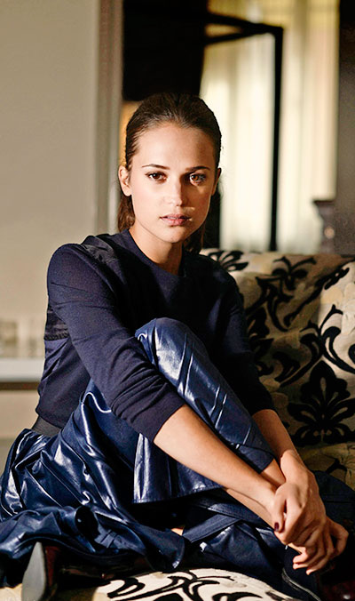 Alicia Vikander