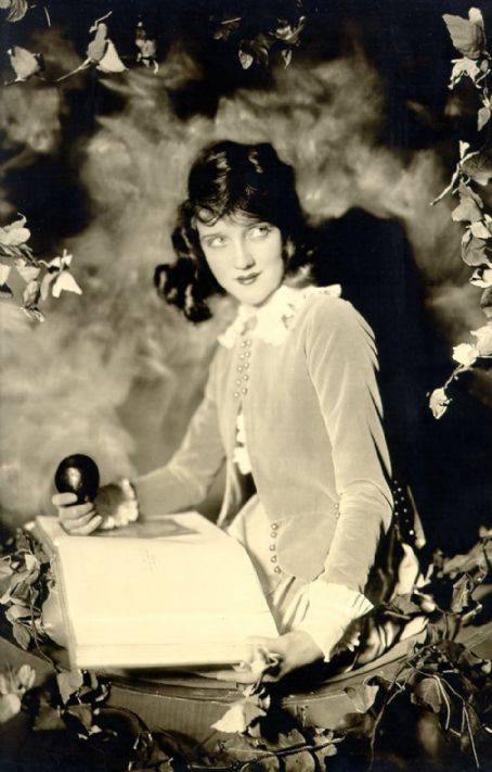 Dorothy Dickson