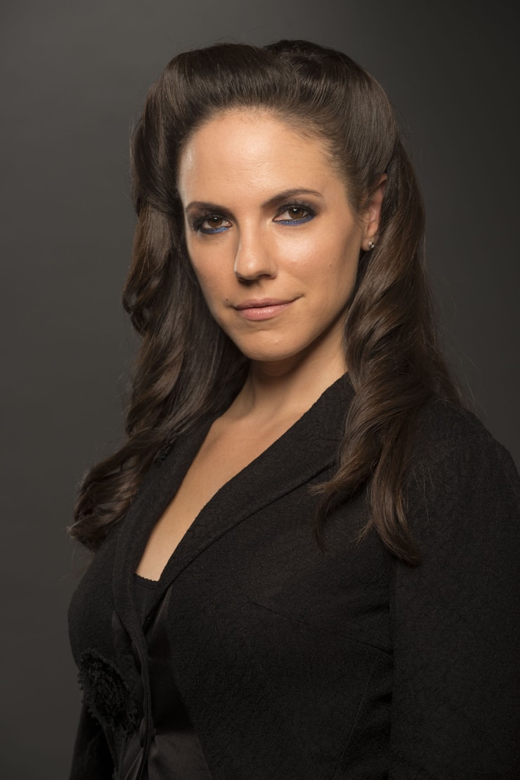 Anna Silk