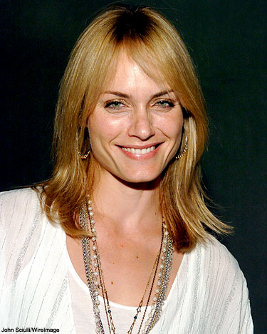 Amber Valletta