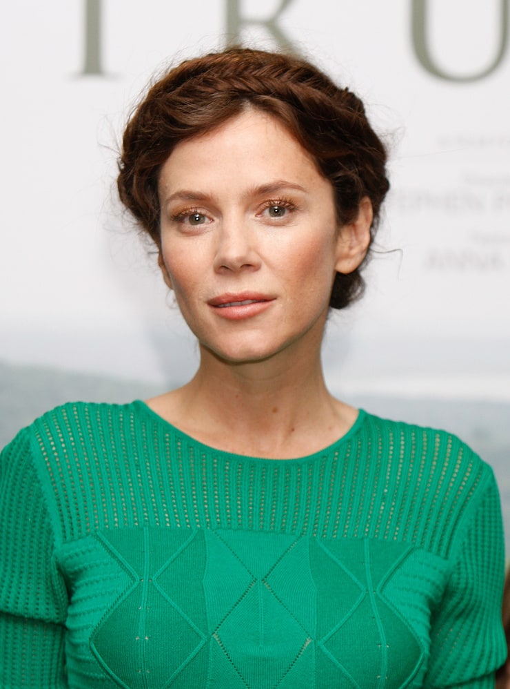 Anna Friel