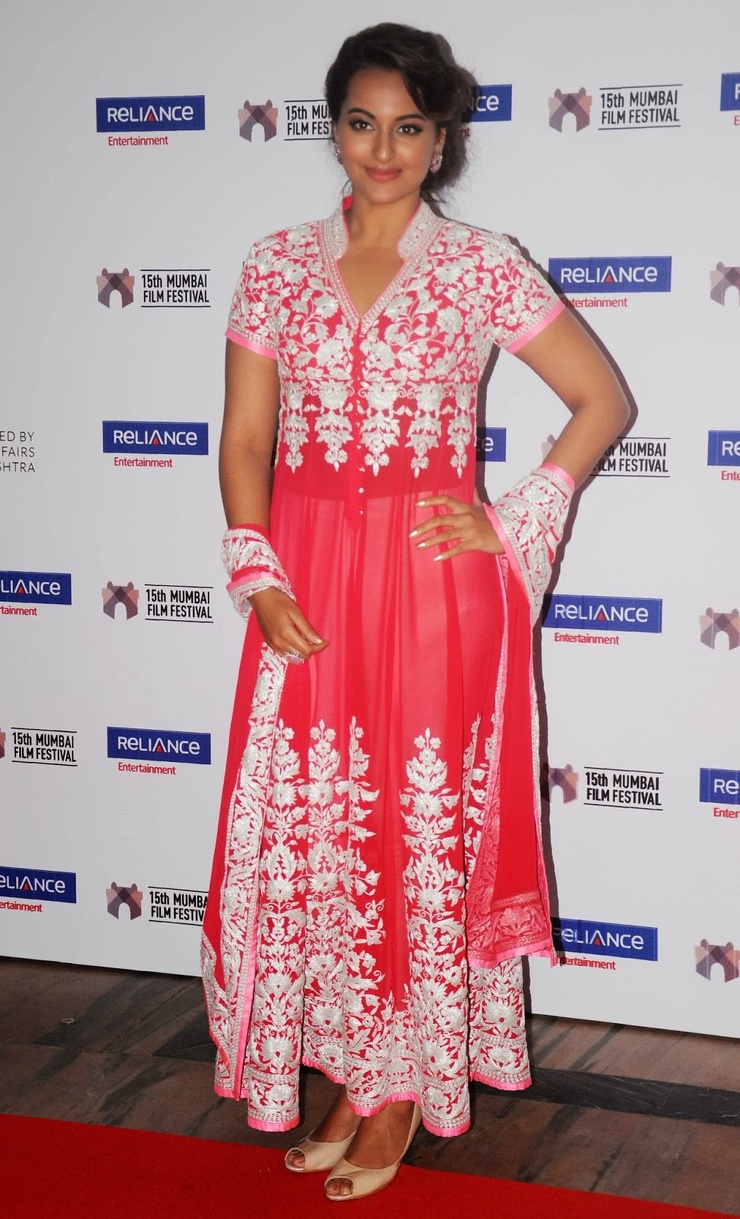 Sonakshi Sinha Sonakshi Sinha