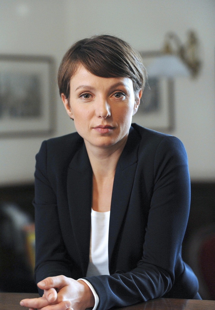 Picture of Julia Koschitz