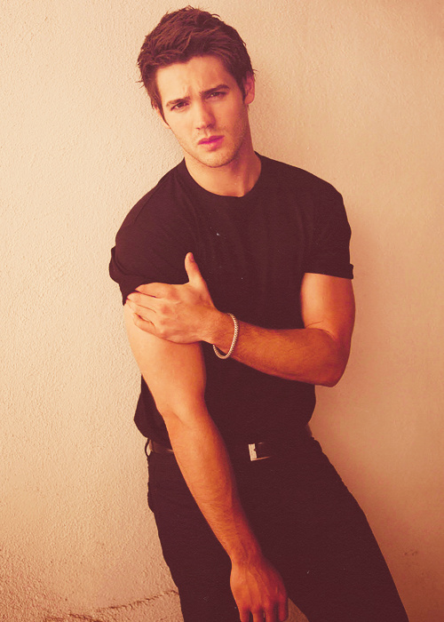 Steven R. McQueen Steven R. McQueen