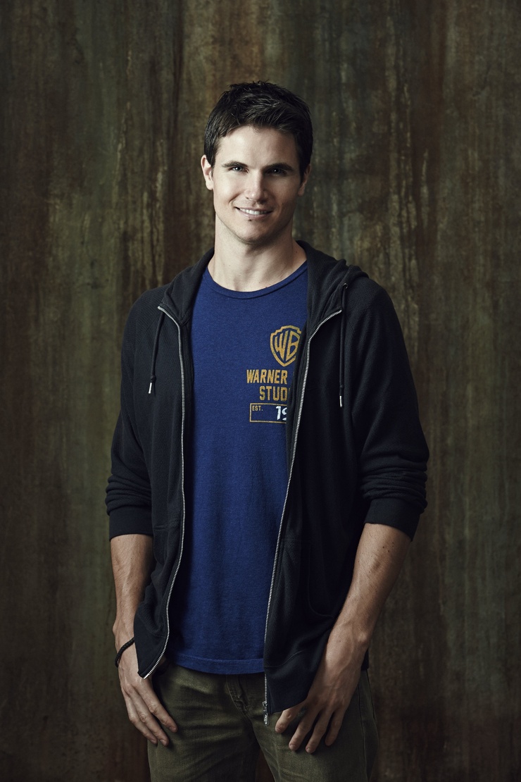 Robbie Amell