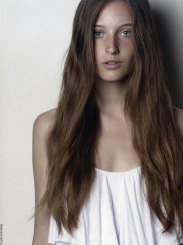 Azul Caletti