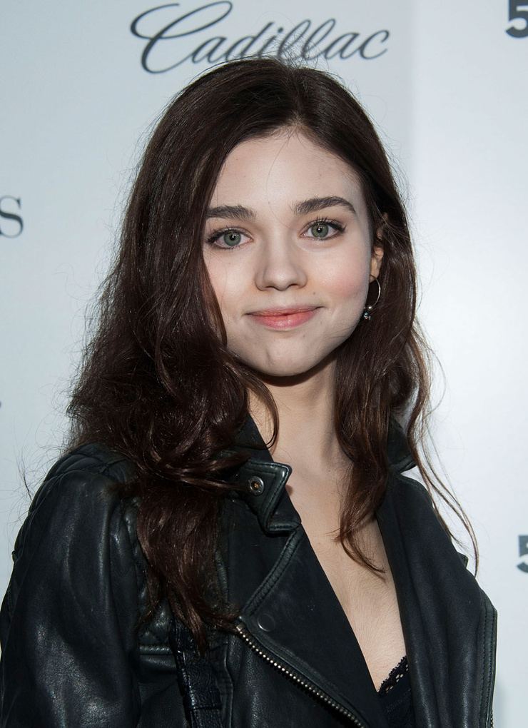 India Eisley India Eisley