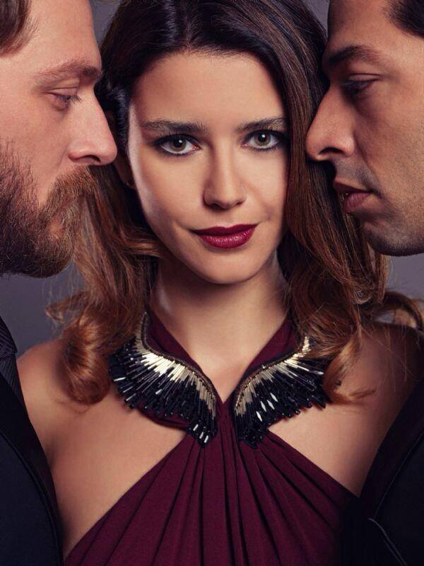 Beren Saat Beren Saat