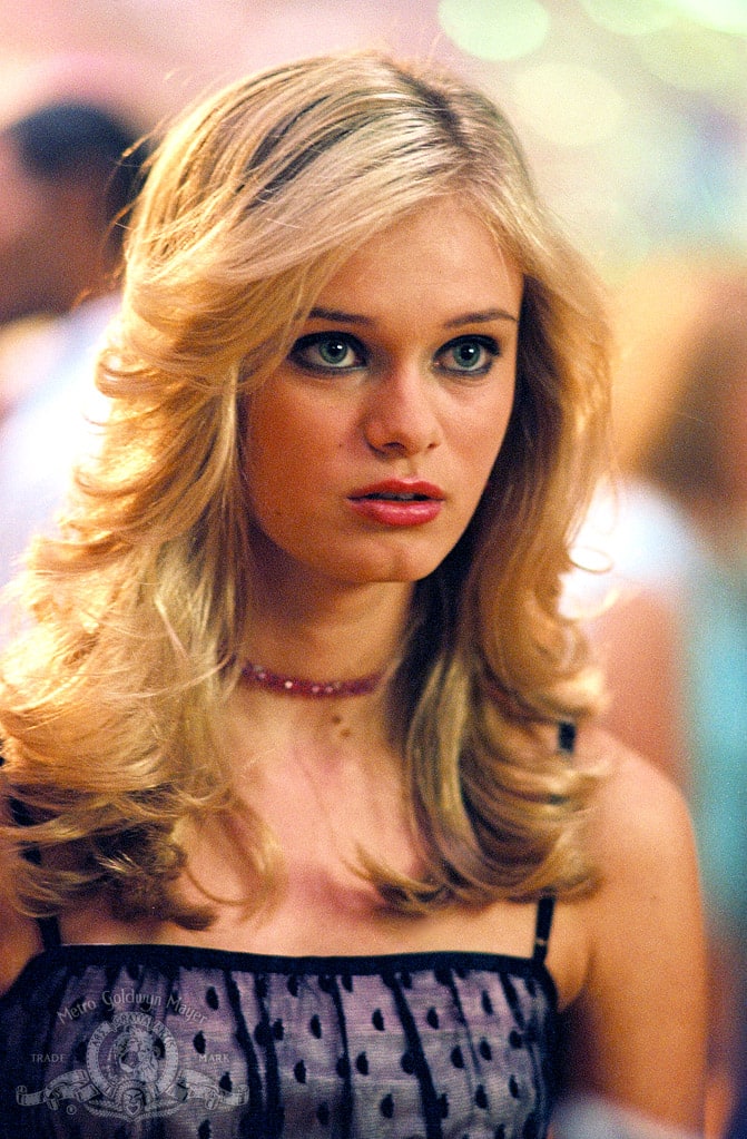 Sara Paxton