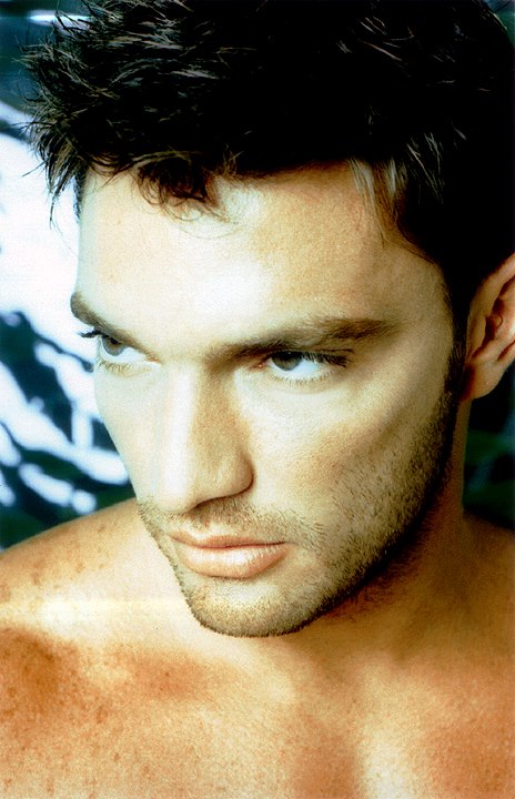 Julián Gil