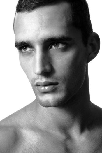Thomaz De Oliveira