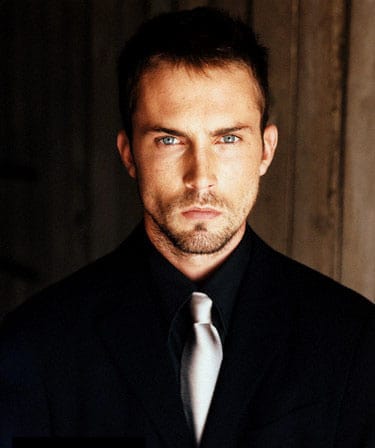 Desmond Harrington