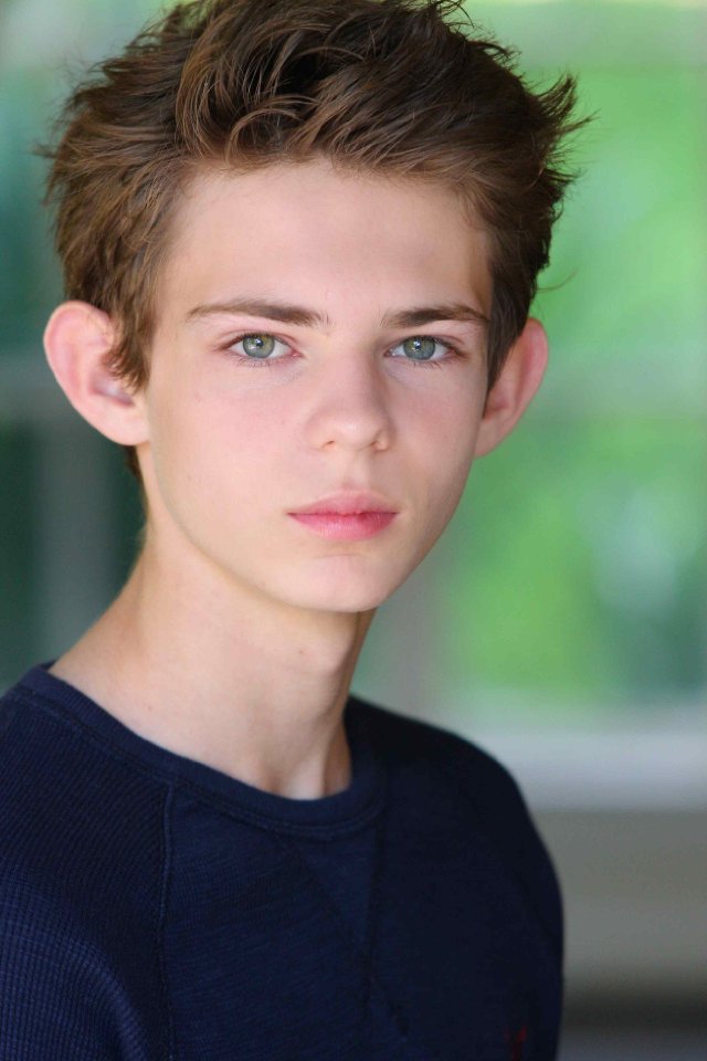 Robbie Kay Robbie Kay