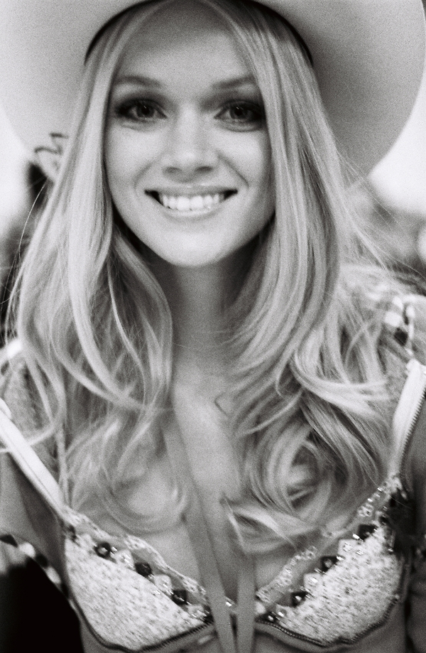 Lindsay Ellingson Lindsay Ellingson
