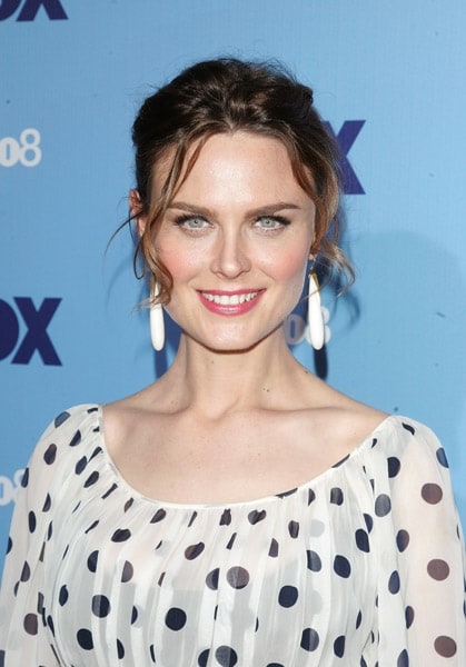 Emily Deschanel