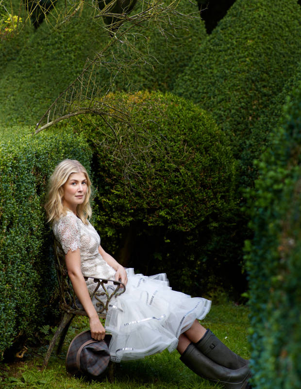 Rosamund Pike