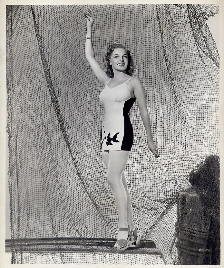 Elyse Knox