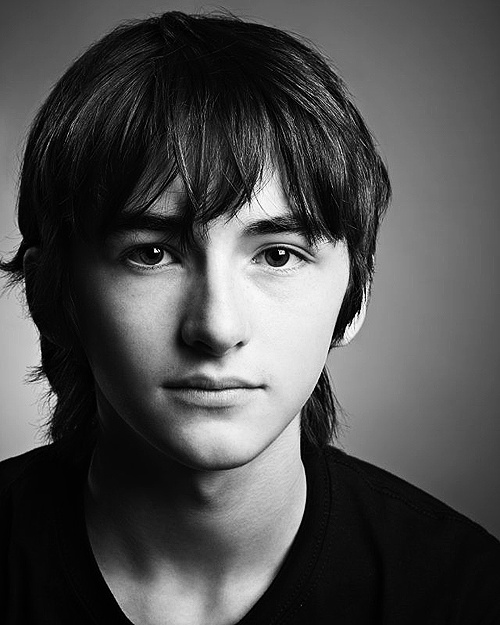 Isaac Hempstead Wright height