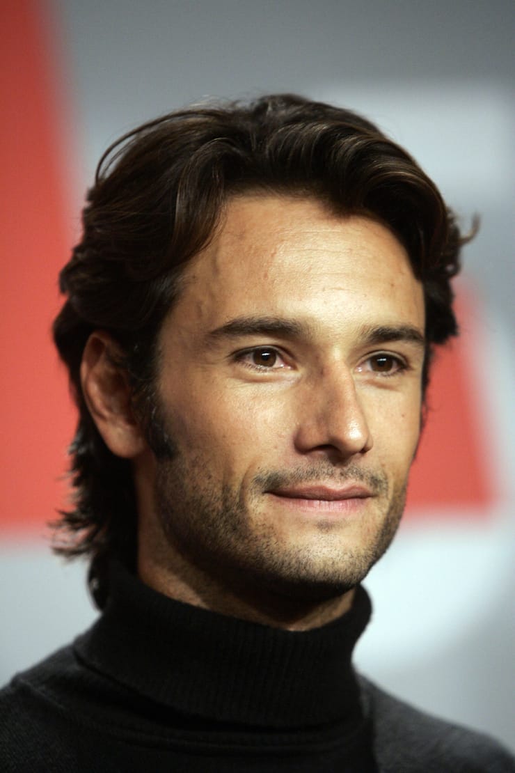 Rodrigo Santoro image