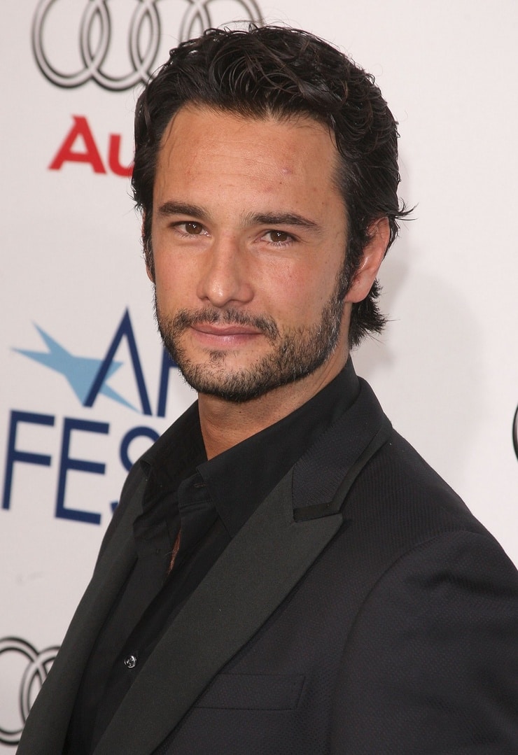 Picture of Rodrigo Santoro