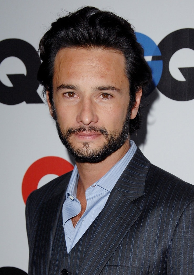 Picture of Rodrigo Santoro