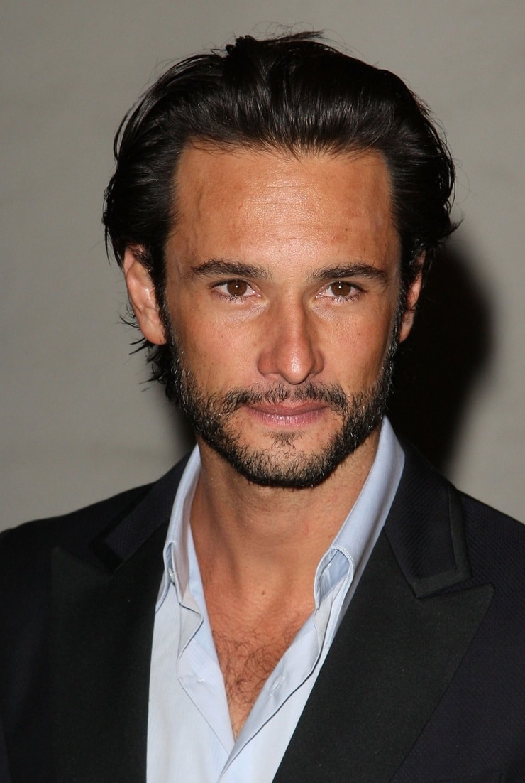 Picture of Rodrigo Santoro