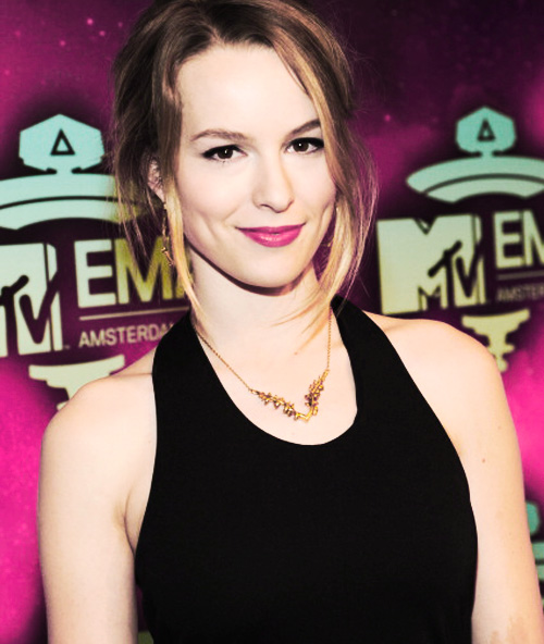 Bridgit Mendler