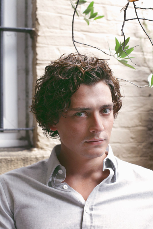 Aneurin Barnard