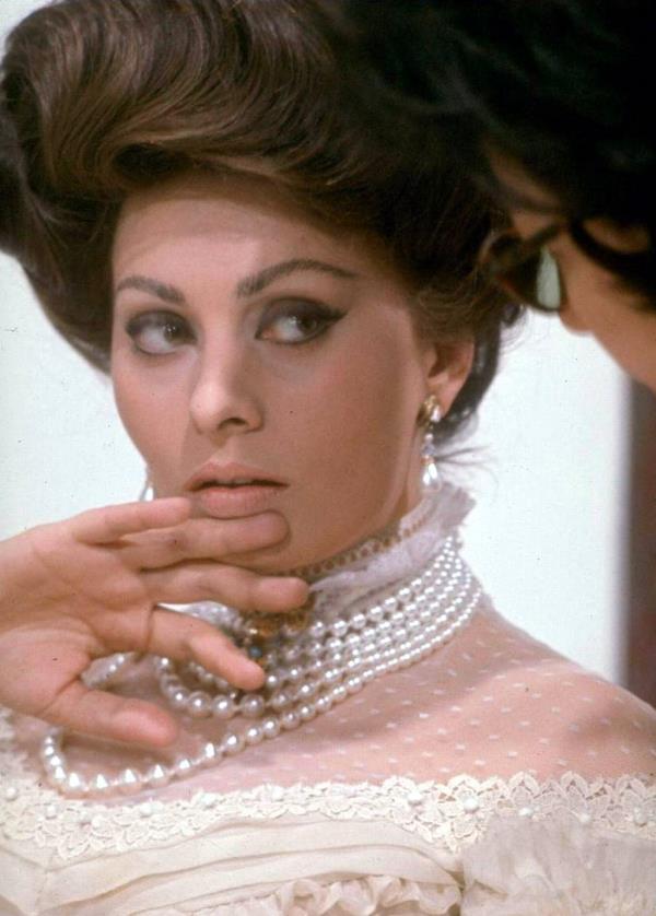 Lady L