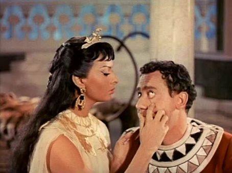 Due notti con Cleopatra (1964)