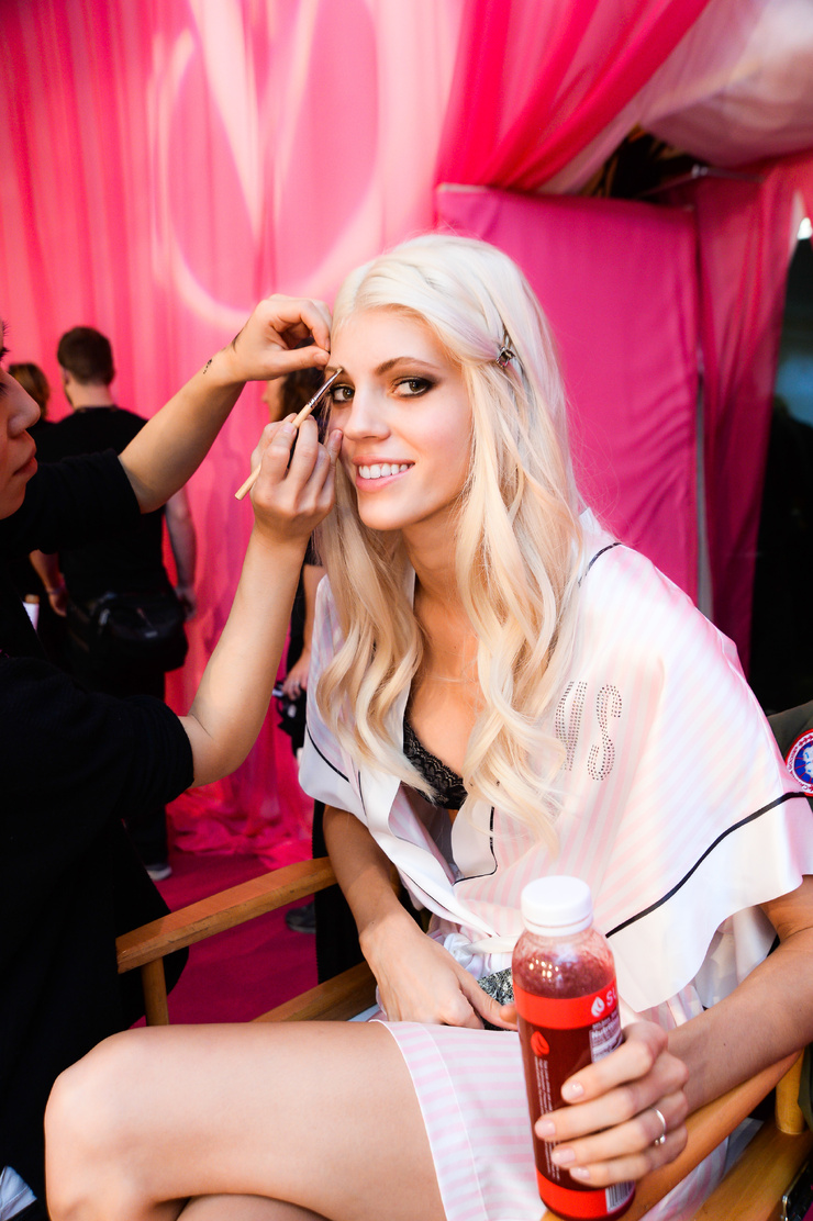 Devon Windsor Devon Windsor