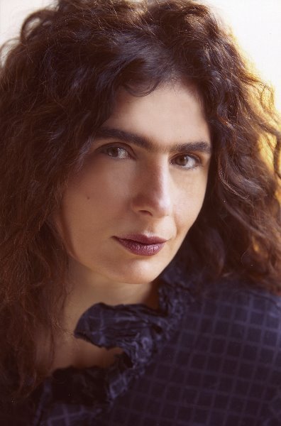 Arsinée Khanjian Arsinée Khanjian