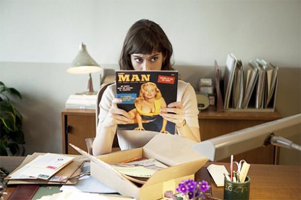Lizzy Caplan