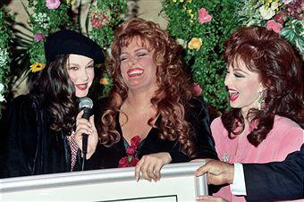 Picture of Naomi Judd