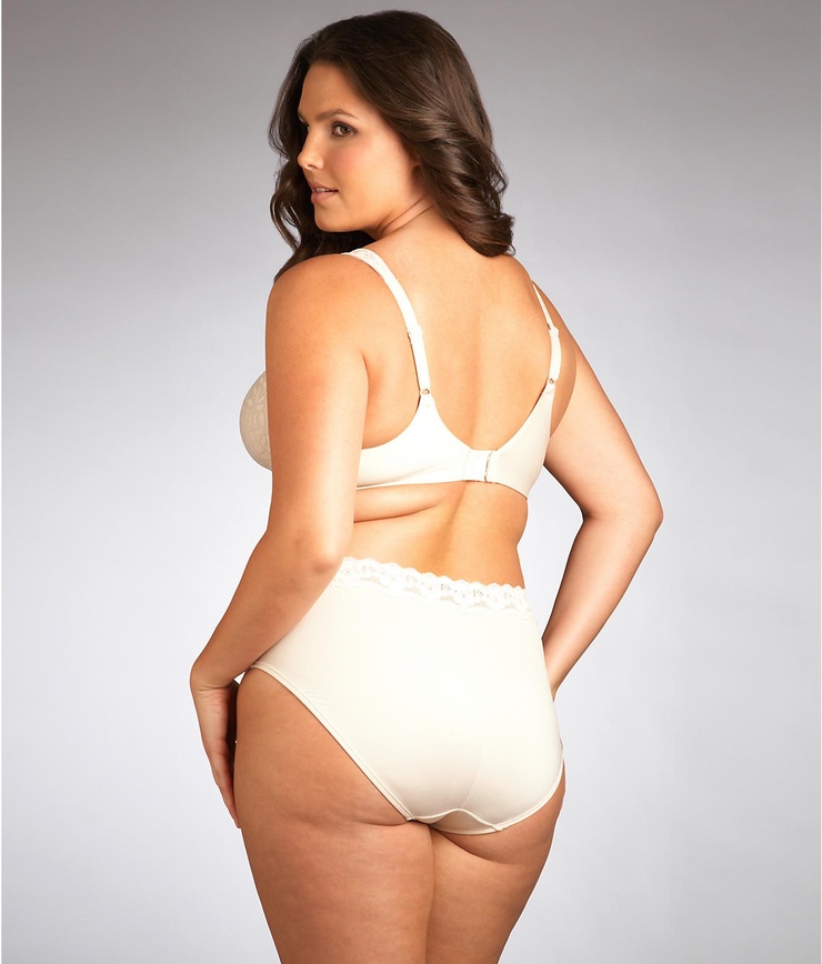 Candice Huffine