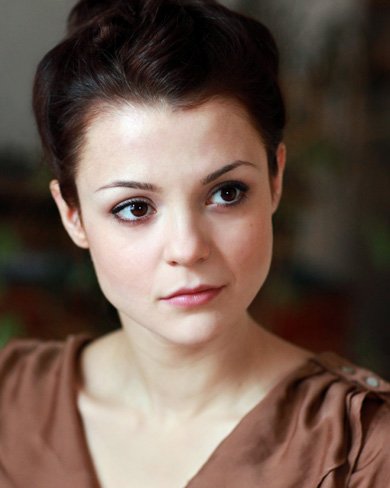 Kathryn Prescott Kathryn Prescott