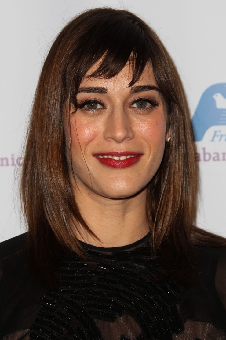 Lizzy Caplan image