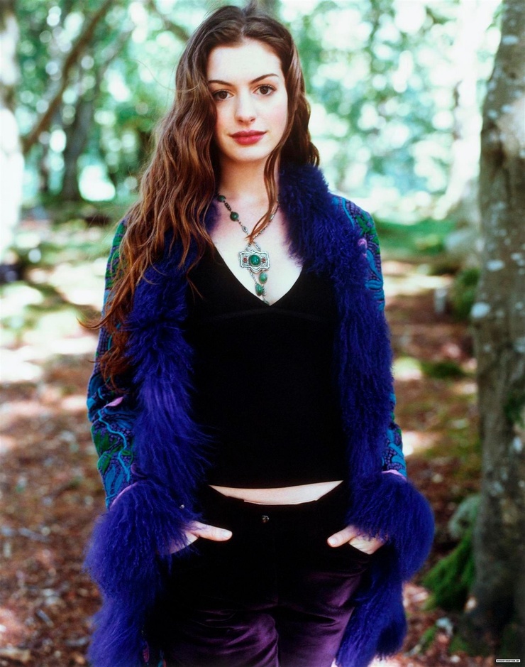 Anne Hathaway Anne Hathaway